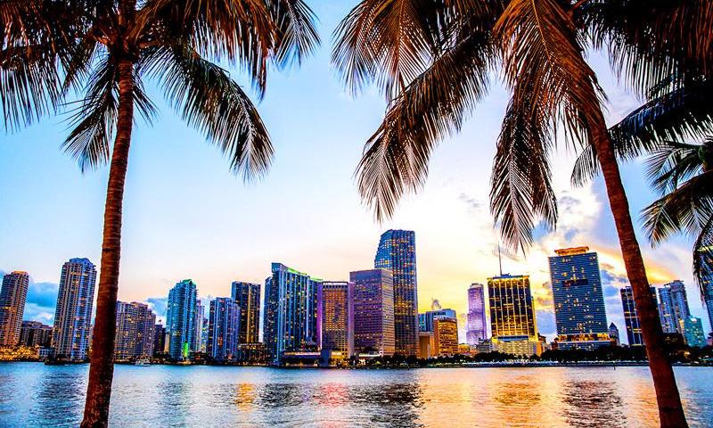 Karibikhopping Miami, Cozumel & All Inklusive Playa del Carmen Hintergrundbild