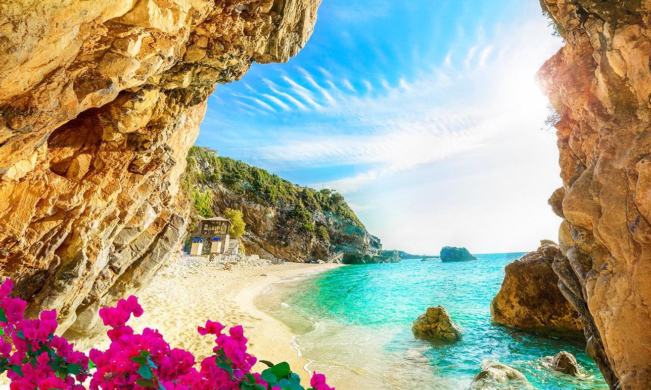 Inselhopping Ionische Inseln: Korfu, Lefkada, Kefalonia & Zakyntos Hintergrundbild