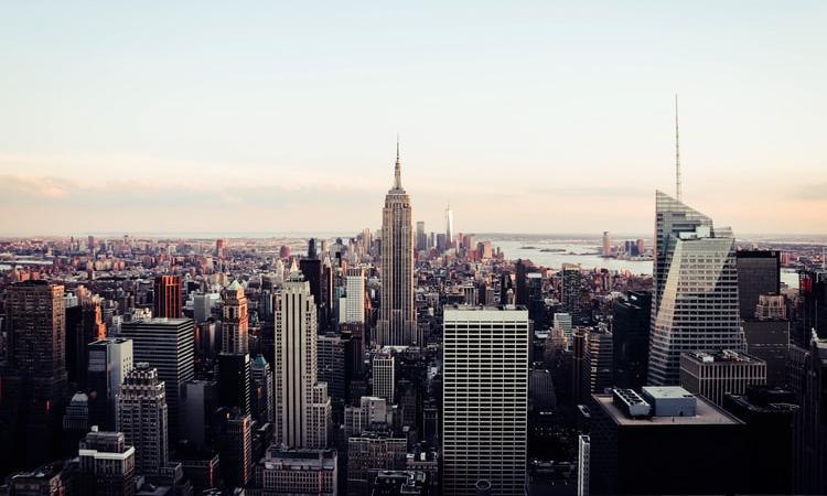 City-Hopping New York City, Los Angeles & San Diego Hintergrundbild