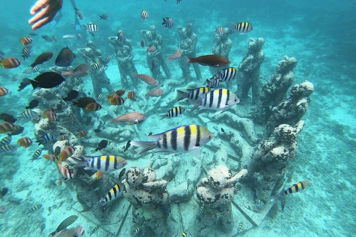 Buntes Singapur, religiöses Bali & Trauminsel Gili Trawangan Hintergrundbild