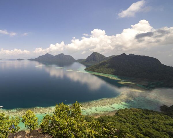 Kuala Lumpur und Borneo mit Sandakan & Baden in Sabah